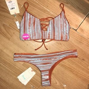 NWT💕💕 SALE MAAJI REVERSE SET SMALL 🌹🌹✨✨✨